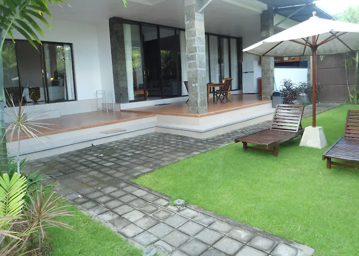 Arya Guest house 3*