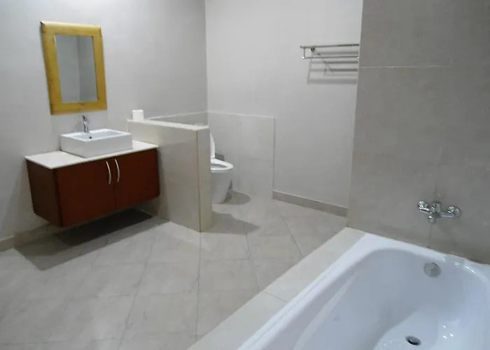 Arya Guest house 3*
