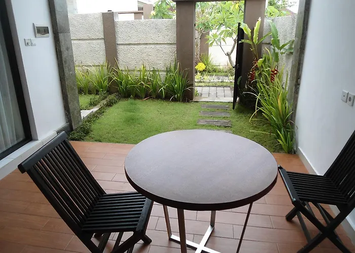 Arya Guest house 3*